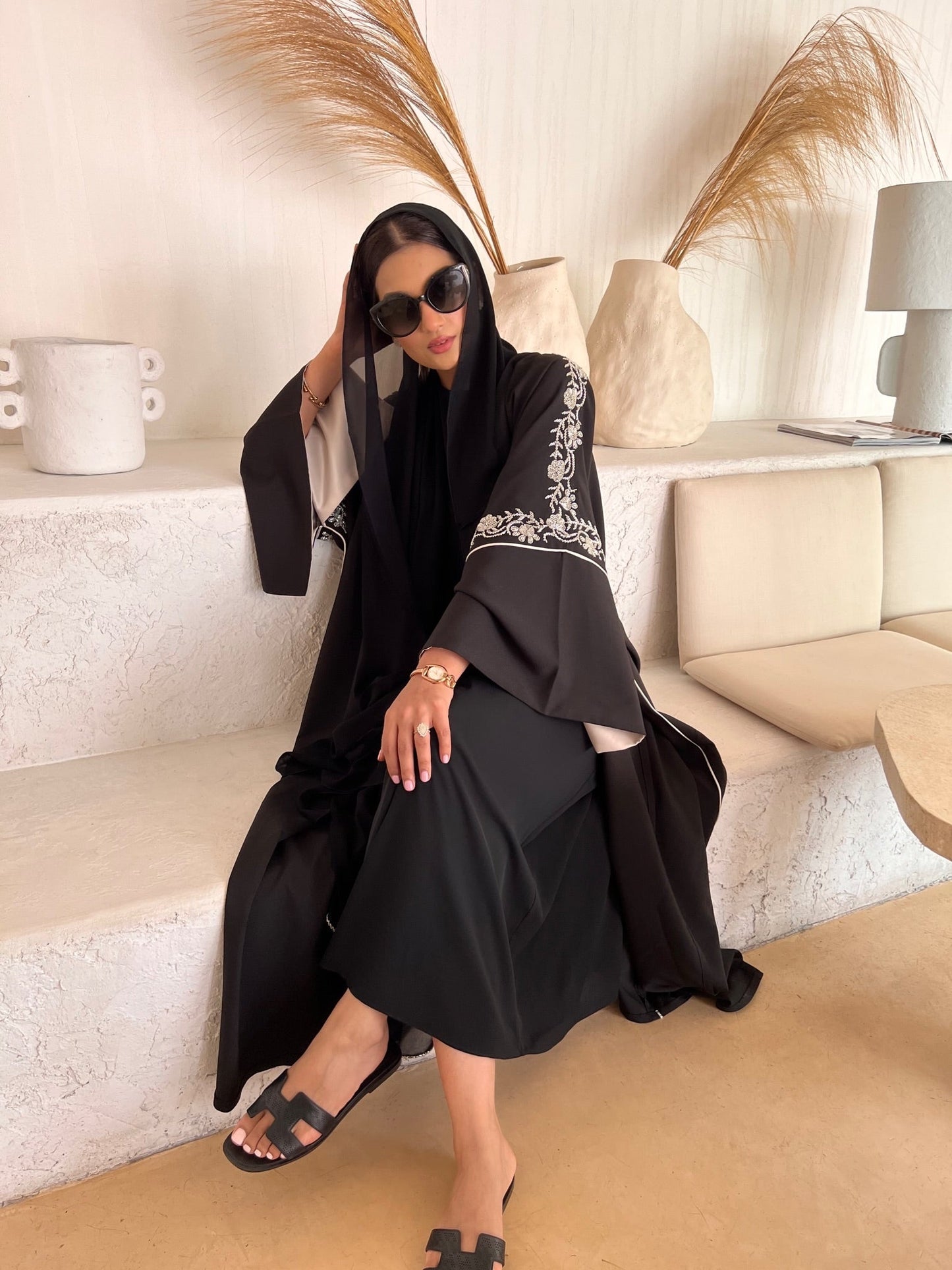 Hajra abaya